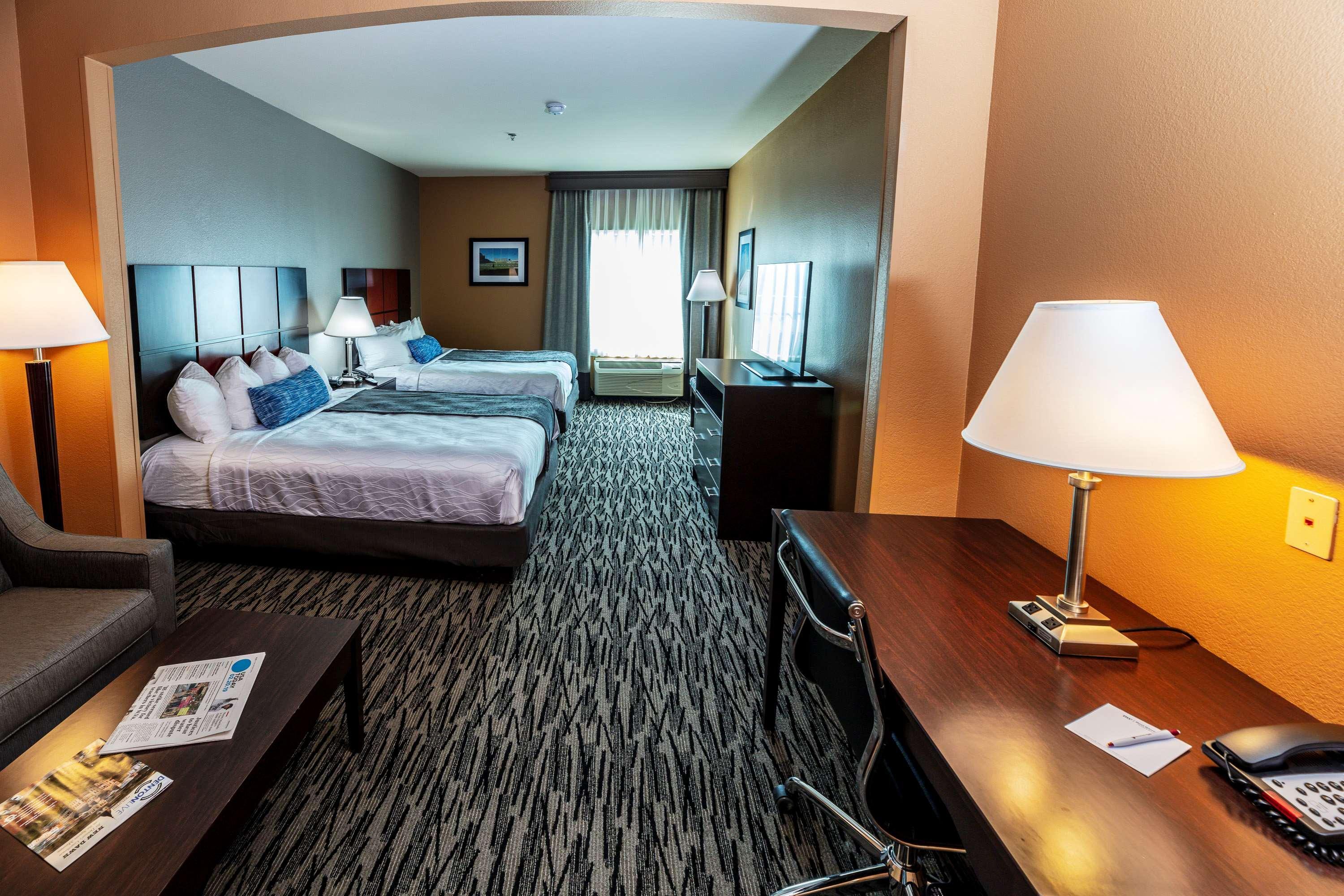 Hotel Western &