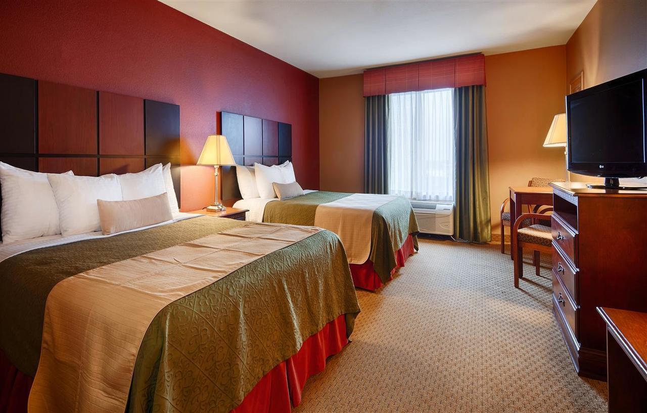 Western & Hotel